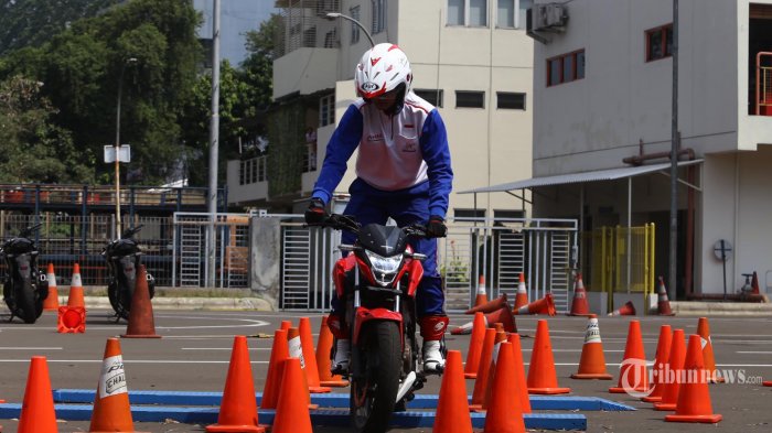 Teknik Pengereman Darurat Tanpa Fitur Abs Keterampilan Penting Untuk Keselamatan Berkendara